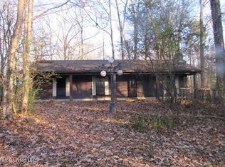 2566 Laverne Rd, Nesbit, MS 38651