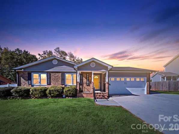 2638 Castle Hill Rd, Gastonia, NC 28052