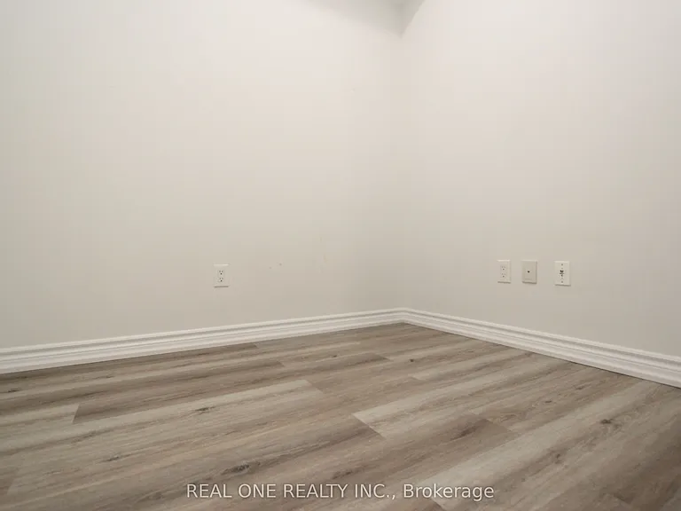 385 Prince Of Wales Dr #1804 — Photo 9