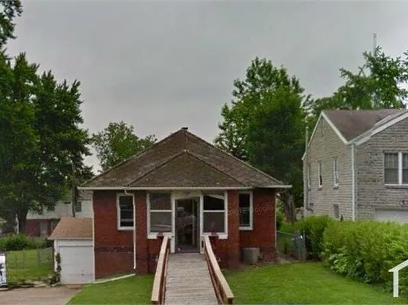 3157 Stone Ave, Omaha, NE 68111