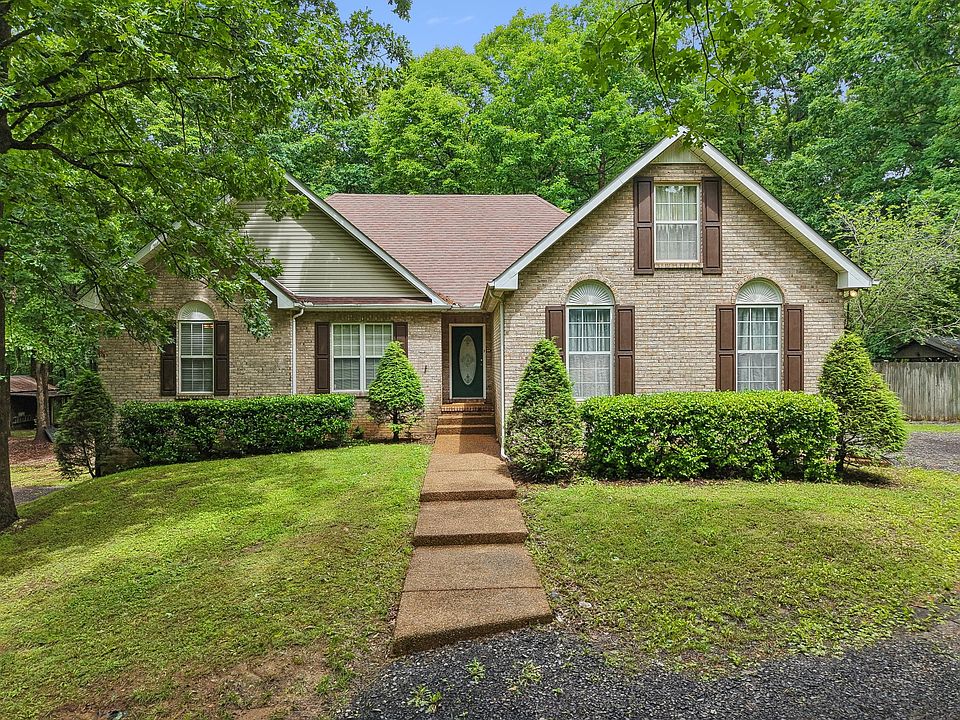 1st image of 5668 Pinewood Rd