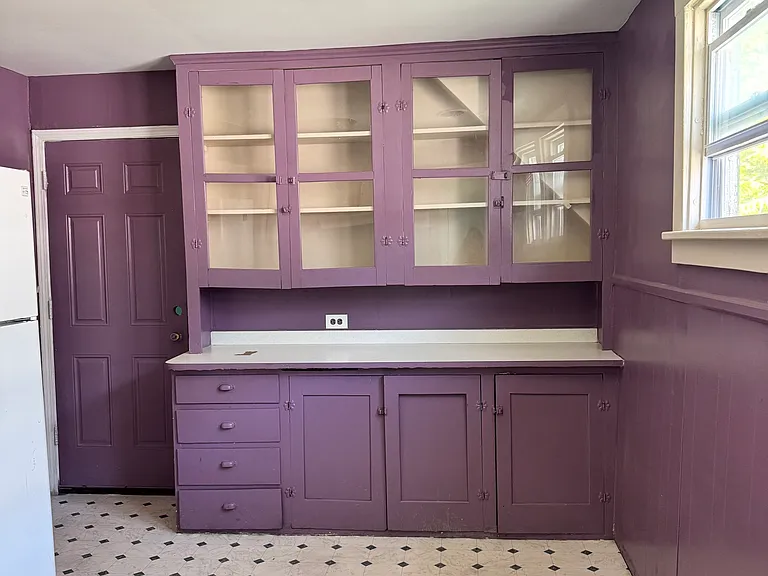 24 Schreck Ave #2 — Photo 4
