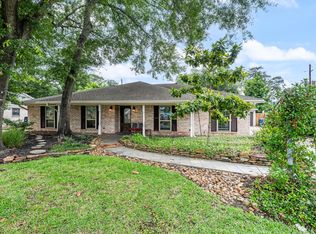 28923 Pinehill Dr, Spring, TX 77381