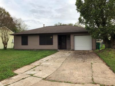1216 Chevy Chase Dr, Angleton, TX, 77515