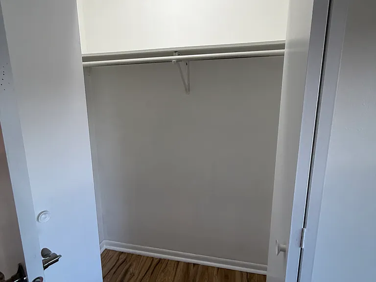 1015 7th Ave #11 — Photo 12