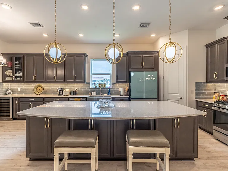 15347 Turin Dr — Photo 17