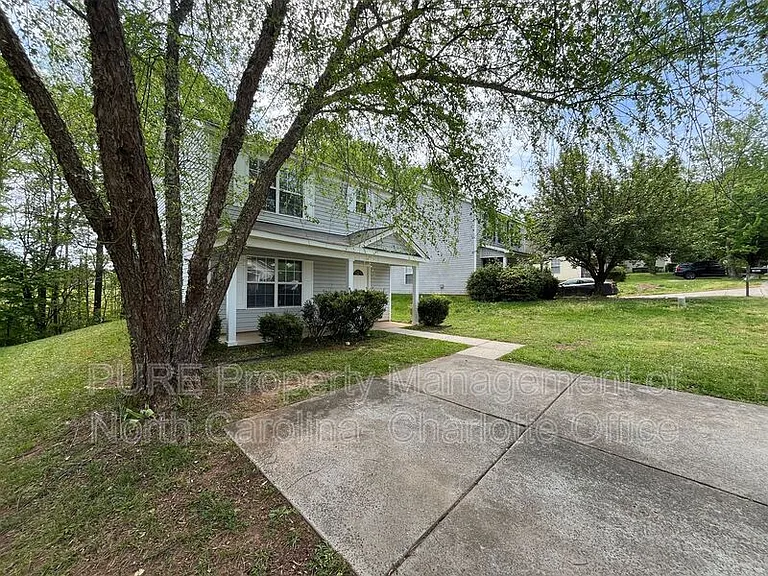 10636 Greatford Ct — Photo 2