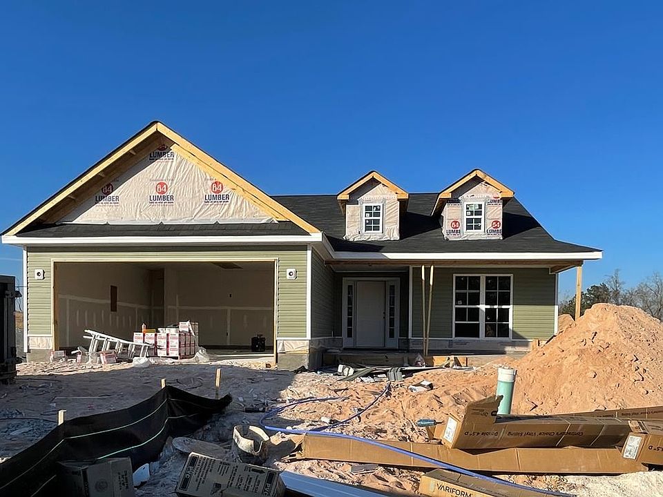 2nd image of 915 Mulford Loop