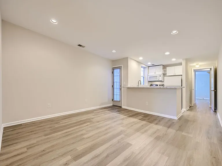 436 E Fort Ave — Photo 1