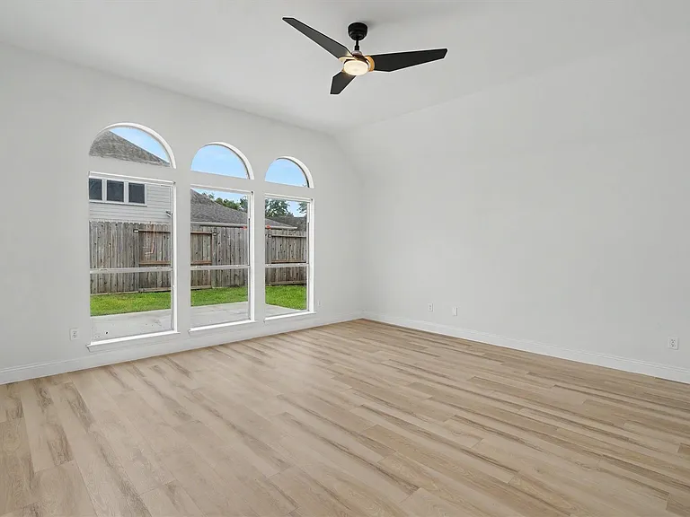 2905 Summer Cape Ct — Photo 15