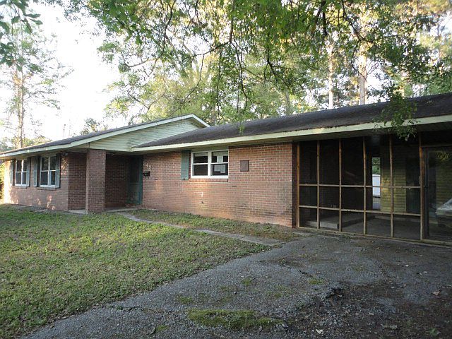 1st image of 342 Knox Dr