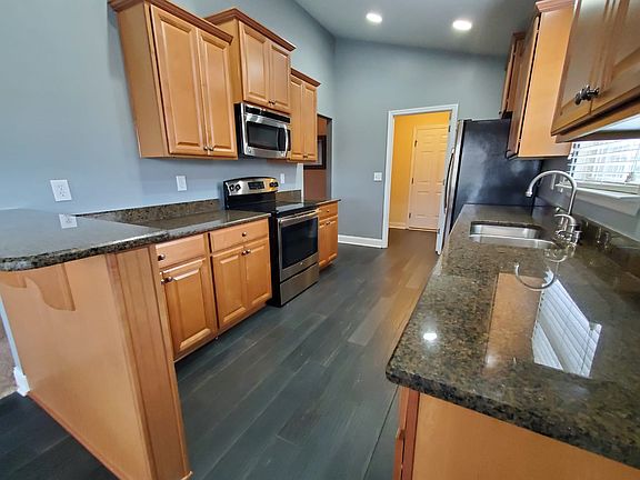 2nd image of 2466 Bell Manor Dr SW
