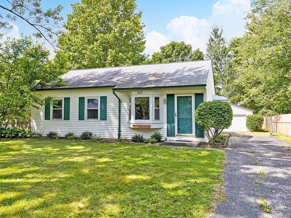 1st image of 613 Juniper Ln