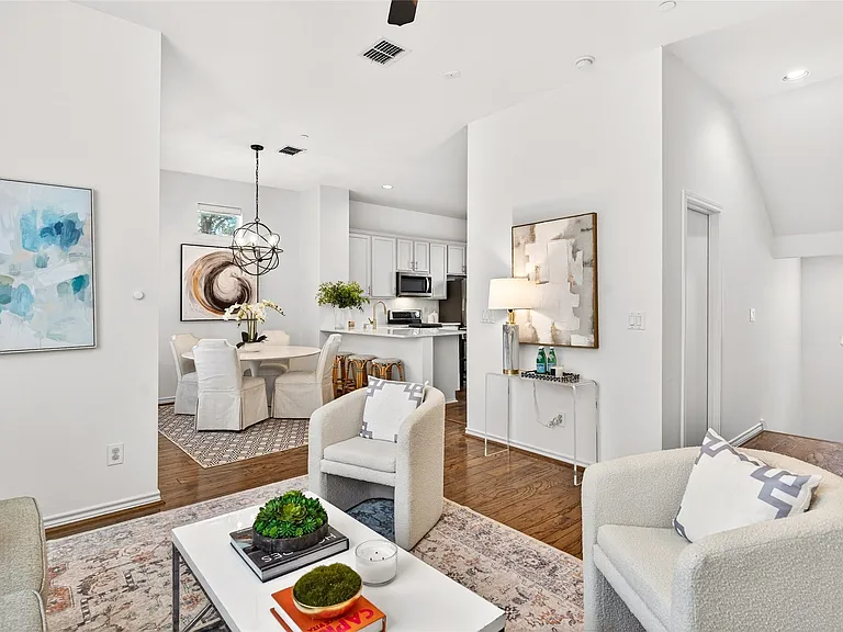 4050 McKinney Ave #12 — Photo 1