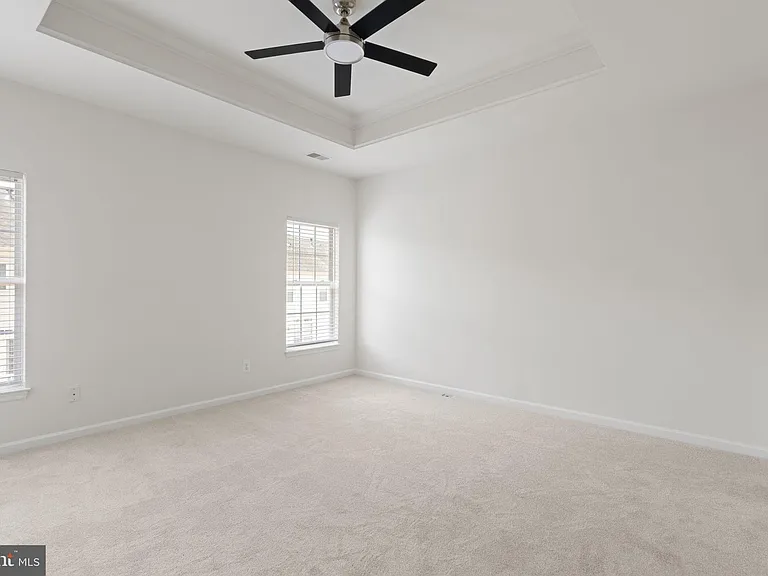 2225 Potomac Club Pkwy — Photo 19