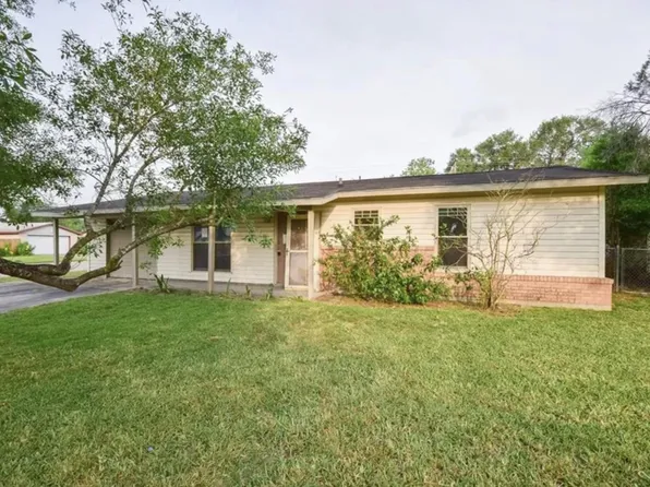 1919 Oklahoma St, Kingsville, TX 78363