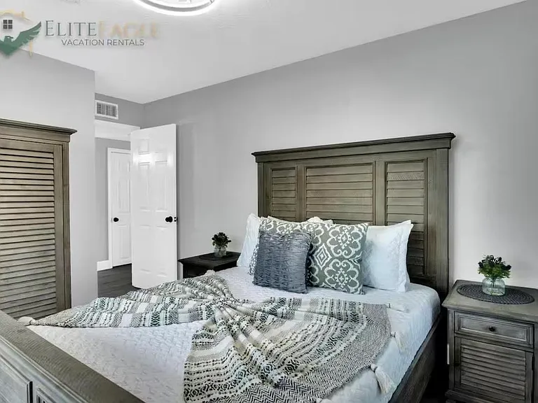 15501 Gulf Blvd — Photo 23