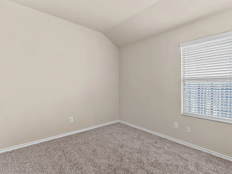 2517 Carolina Dr — Photo 26