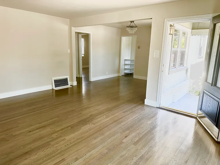 1295 Walnut Dr — Photo 15