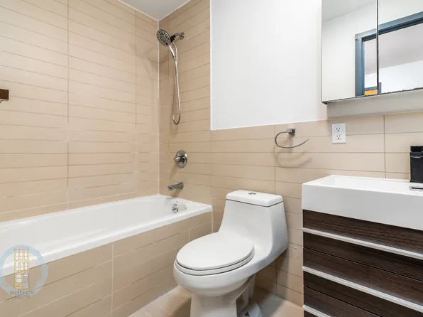 21 Herkimer Street image 15 of 18