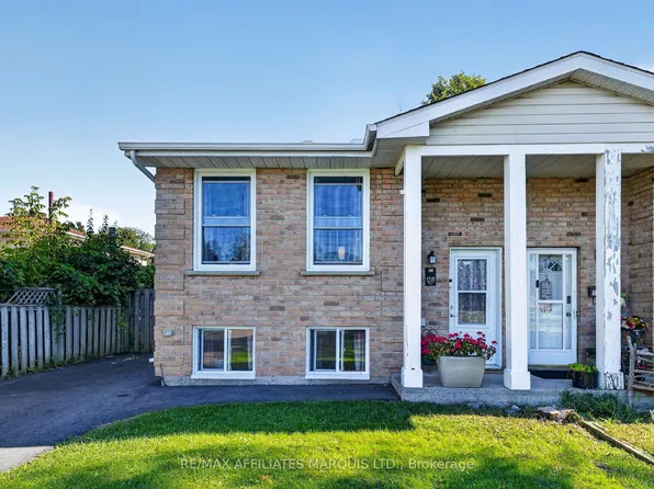 1739 Branch Dr, Cornwall, ON K6J 5S7