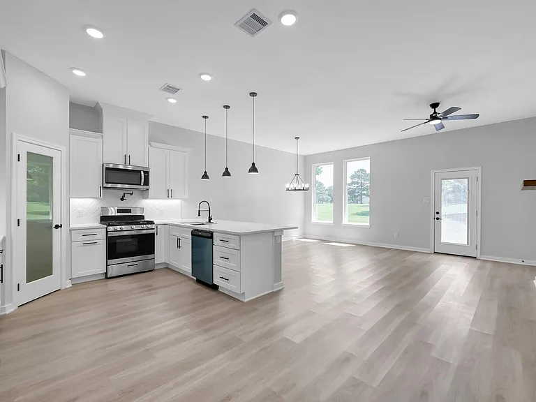 14833 Spica Ct — Photo 1