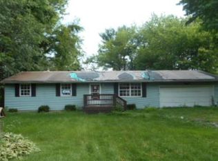 9091 Scott St, Louisville, OH 44641