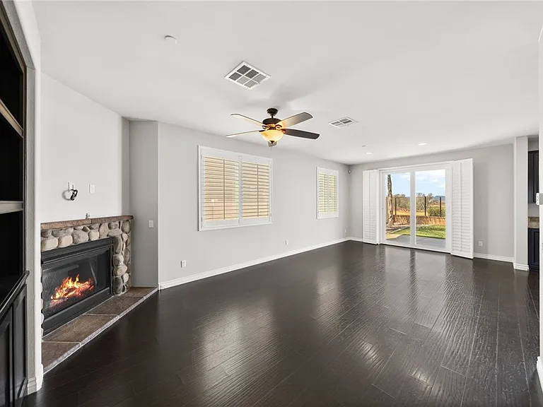 37749 Fiesta Flower St — Photo 6