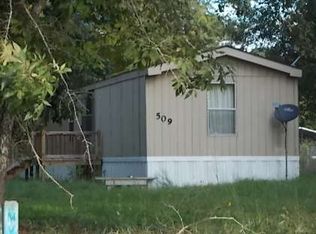 509 General Moultrie Dr, Bonneau, SC 29431