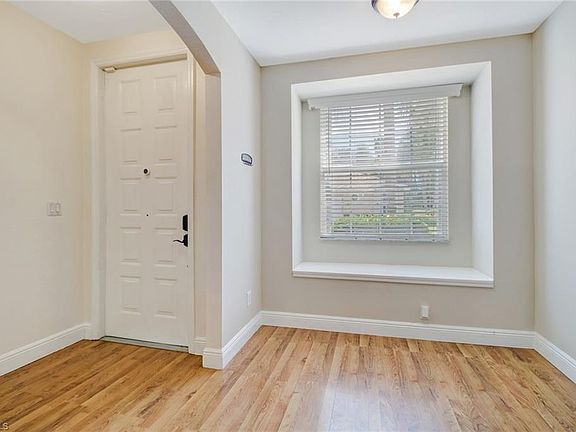 5th image of 7550 Meadow Lakes Dr APT 4702