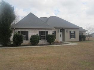 12 Chippewa Dr, Picayune, MS 39466