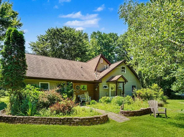 126 48th St, Grand Junction, MI 49056