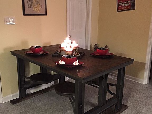 Dining / Eat in Kitchen