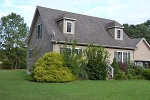 2nd image of 3665 Lauren Ct