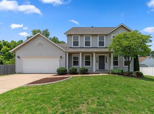 23 Oakshadow Ct, Saint Peters, MO