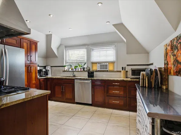 13 Campus Place #SL, Scarsdale, NY 10583