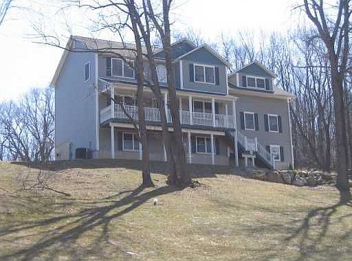 1st image of 11 Briarcliff Ct
