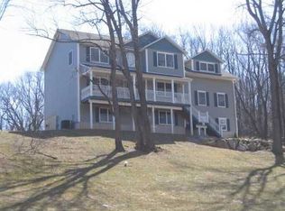 11 Briarcliff Ct, New Hampton, NY