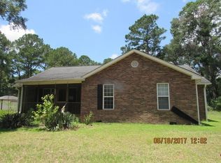 5325 Archer Rd, Wadmalaw Island, SC 29487