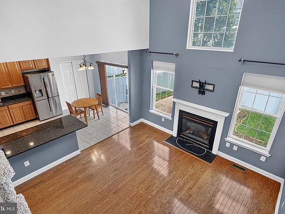2nd image of 20 Carter Ln
