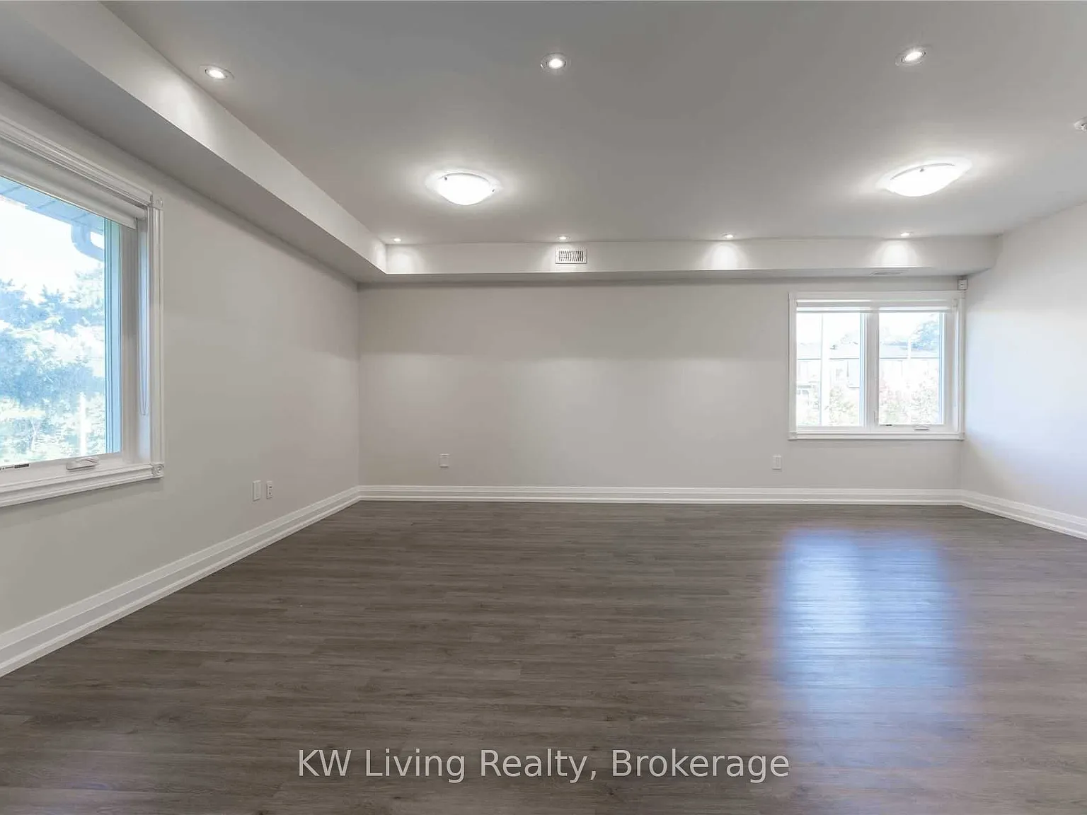 3 bed, $3,000 — Photo 4
