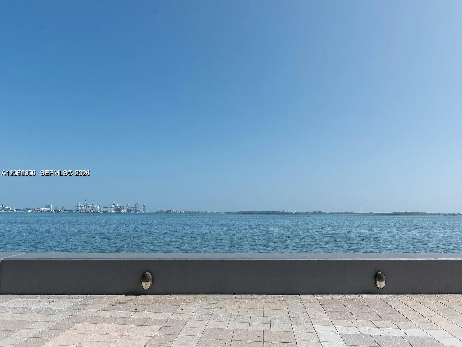 The Club At Brickell Bay — Photo 2