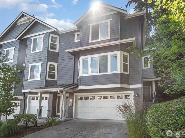 5523 Lakemont Boulevard SE #604, Bellevue, WA 98006