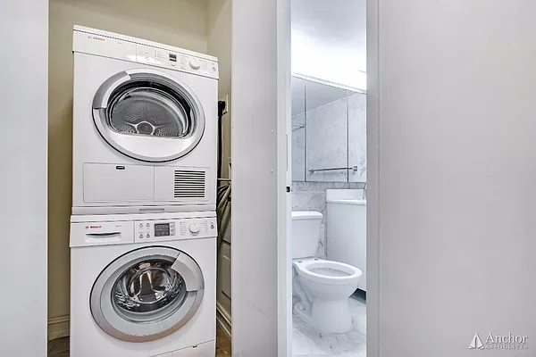 Rented by Anchor Associates | media 16