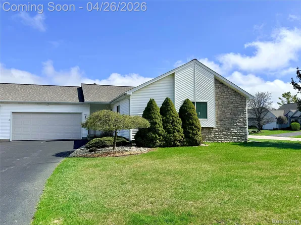 7192 Hawthorne Cir, Goodrich, MI 48438