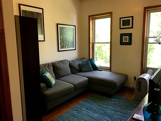 Rented by Owner | media 79