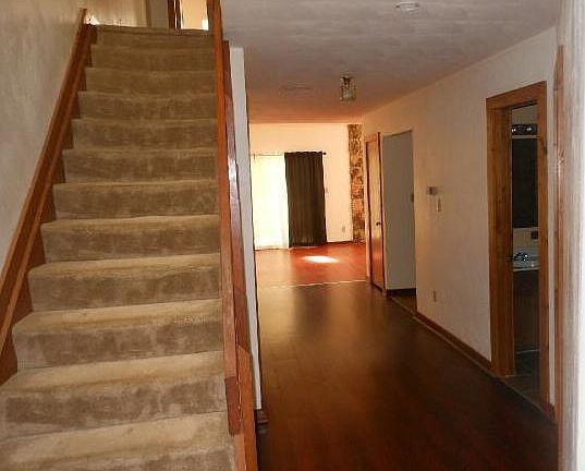 2nd image of 215 Bridgewater Dr
