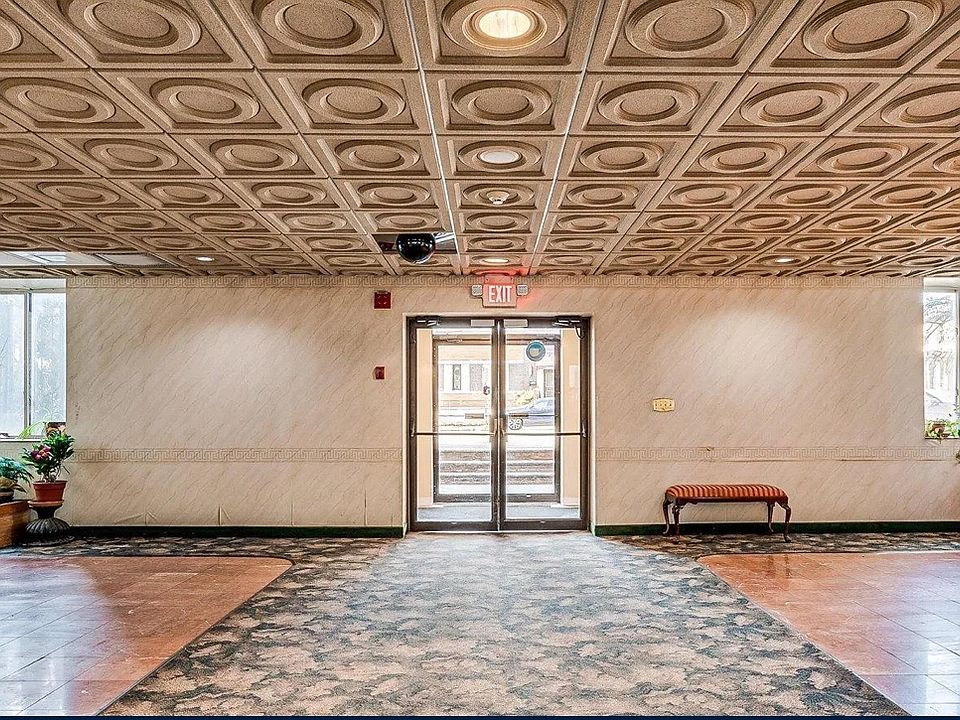 1st image of 19-31 Lyons Ave #8AX