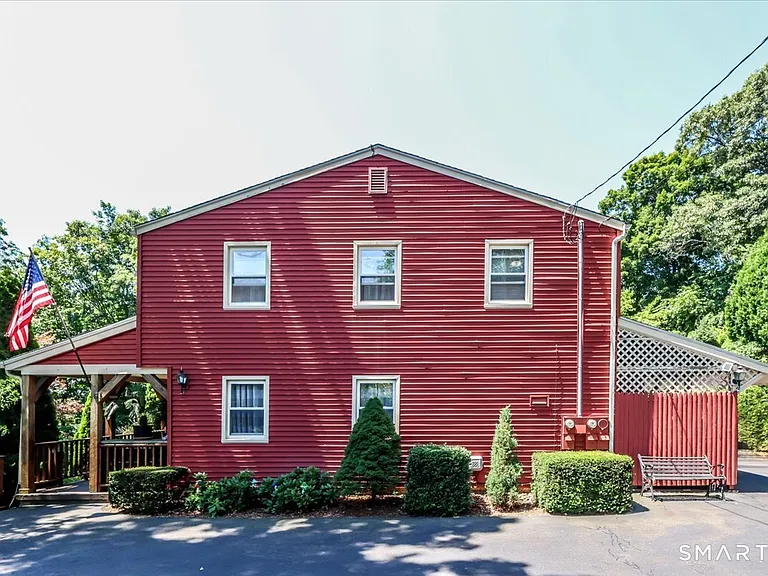 51 Rice Ln — Photo 4