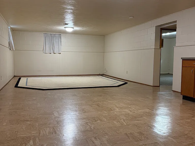 3735 Pace Blvd — Photo 17